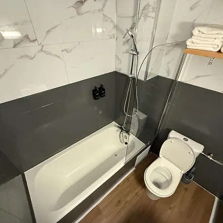 Chez Eric Au Coeur De Chatelet Apartament *
