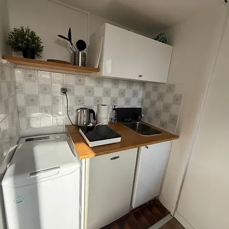Chez Eric Au Coeur De Chatelet شقة
